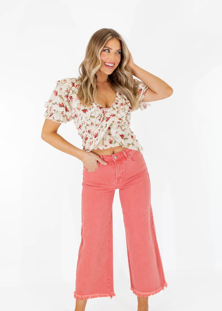 v-neck floral crop top with puffy sleeves